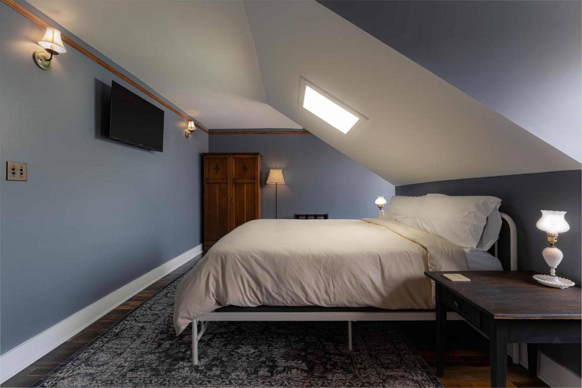 The Nuwray Hotel & Carriage House Burnsville エクステリア 写真